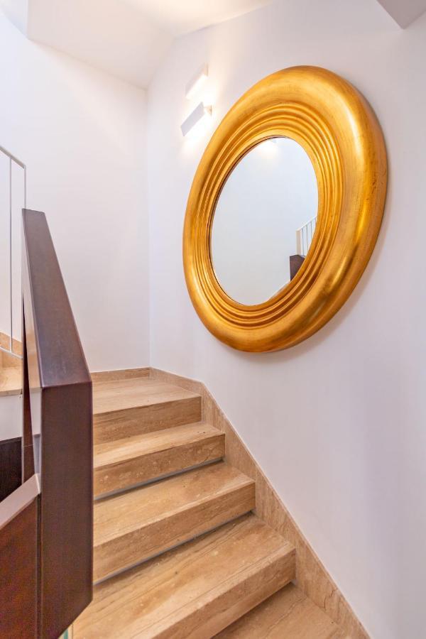 Harinas Central Apartments By Valcambre Севилья Экстерьер фото